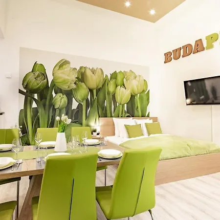 - Large - Comfy Budapest