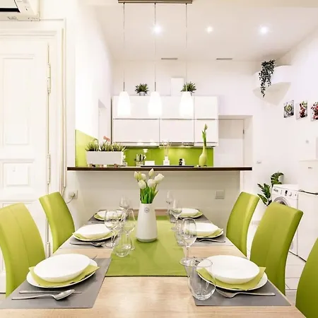Apartment - Large - Comfy Budapest