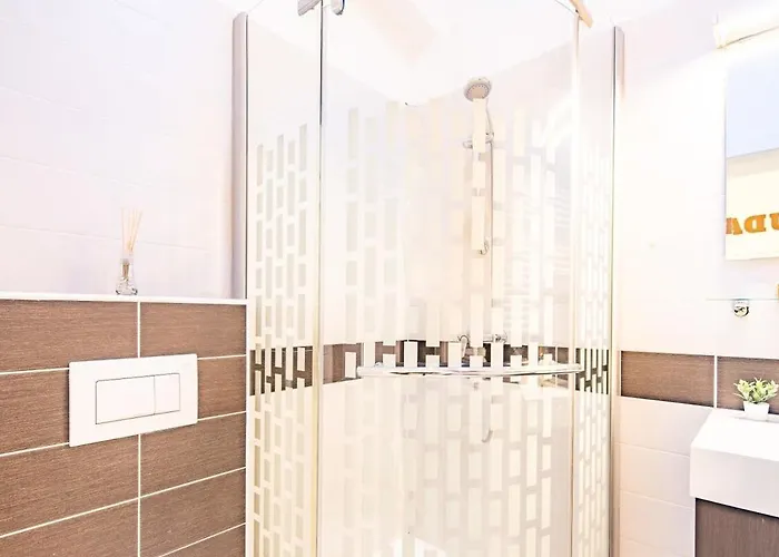 Apartament - Large - Comfy *