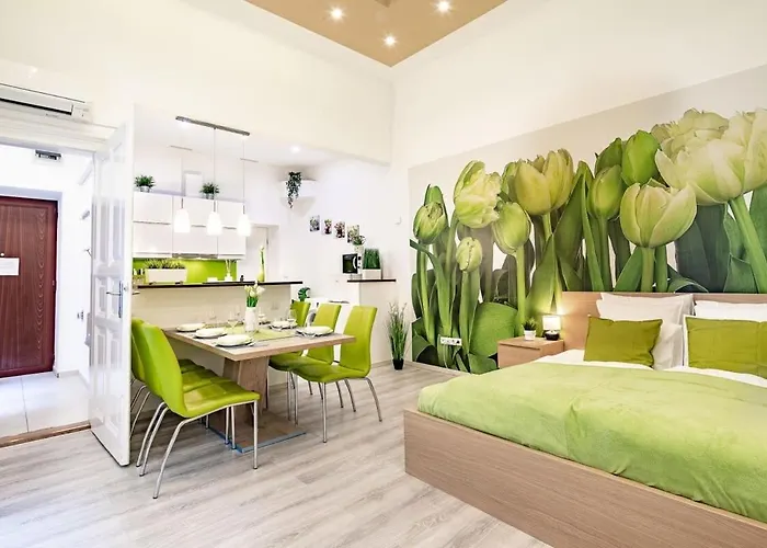 - Large - Comfy Apartament Budapesta