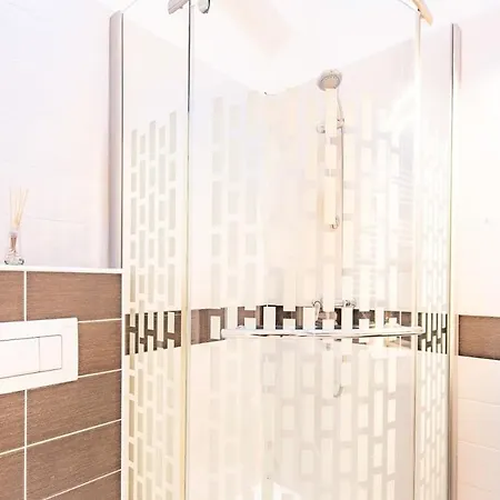 Apartament - Large - Comfy *